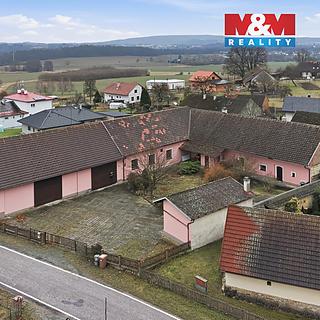 Prodej rodinného domu 285 m&sup2; Hřibiny-Ledská