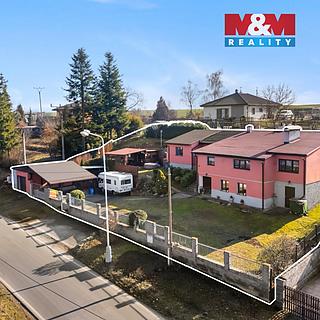 Prodej rodinného domu 228 m&sup2; Pchery