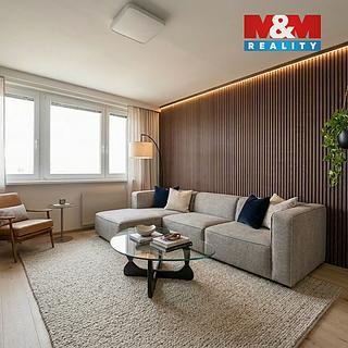 Prodej bytu 3+1 68 m² Hodonín, Očovská