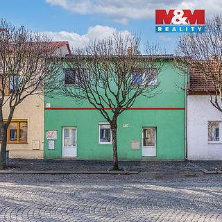 Prodej rodinného domu 170 m² Pečky, Tř. 5. května