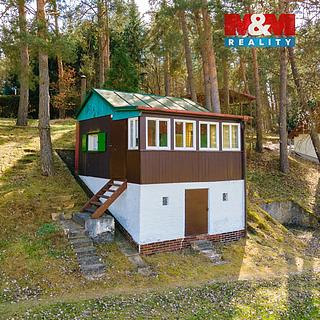 Prodej chaty 21 m&sup2; Hradec