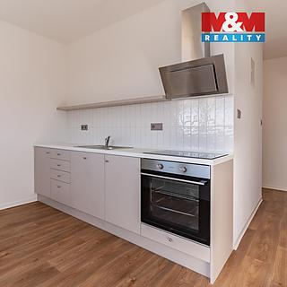 Pronájem bytu 2+1 64 m&sup2; Cheb