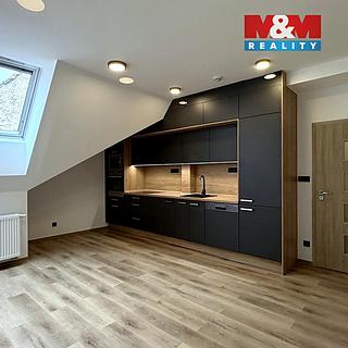 Pronájem bytu 2+kk 48 m² Louny, Pražská