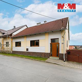 Prodej rodinného domu 110 m² Kladruby, Kostelní