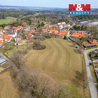 Prodej komerčního pozemku 8842 m&sup2; Lažánky