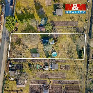 Prodej zahrady 1053 m&sup2; Louny