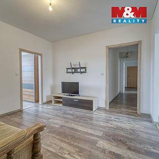 Pronájem bytu 4+1 65 m&sup2; Lesná