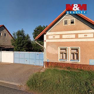 Prodej rodinného domu 77 m² Senice, Hlavní