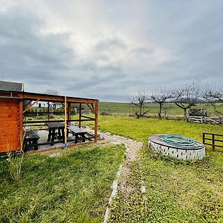 Prodej stavební parcely 785 m² Kostomlaty pod Řípem