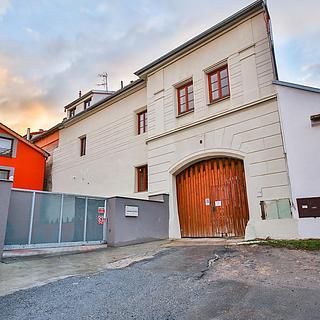 Pronájem bytu 2+kk, 58m&sup2;