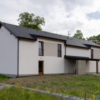 Prodej bytu 2+kk 2 600 m² Luže, Žižkova