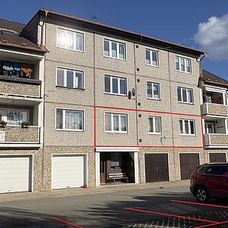 Prodej bytu 2+1 58 m² Hrádek