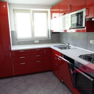 Pronájem bytu 2+1 53 m² Velhartice
