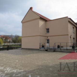 Pronájem parkovacího místa 18 m² Sušice II, Na Valše
