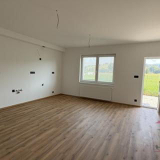 Prodej bytu 3+kk 70 m² Dlouhá Ves