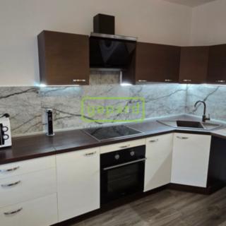 Pronájem bytu 1+1 38 m² Větřní