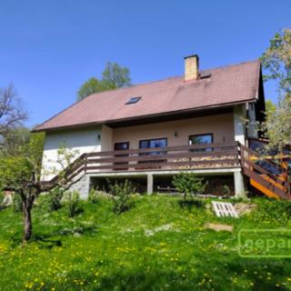 Prodej rodinného domu 200 m² Černá v Pošumaví