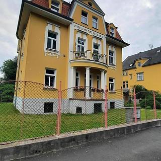 Pronájem bytu 4+kk 95 m&sup2; Františkovy Lázně