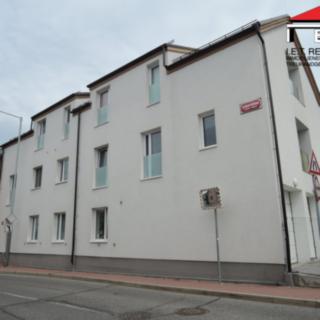 Prodej bytu 1+kk, garsoniery 28 m² Praha