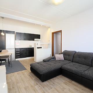Pronájem bytu 2+kk 40 m² České Budějovice 2, M. Chlajna