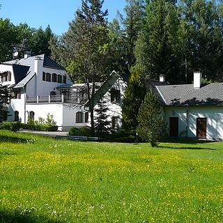 Prodej rodinného domu 1 000 m² Štoky