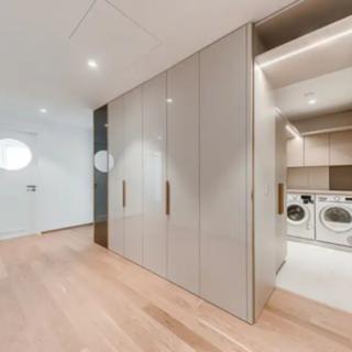 Pronájem bytu 4+kk 132 m² Praha