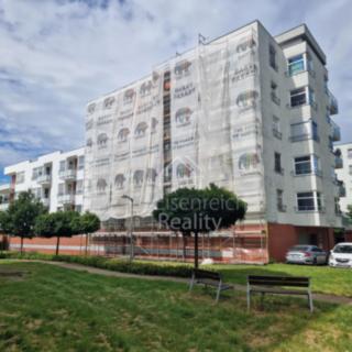 Prodej parkovacího místa 10 m² Hradec Králové