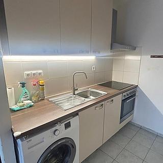 Pronájem bytu 2+kk 45 m&sup2; Praha