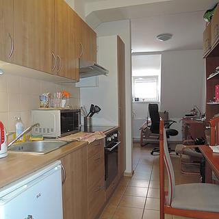 Pronájem bytu 1+kk a garsoniéry 22 m² Hradec Králové, Velké náměstí