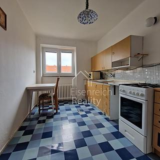 Pronájem bytu 2+1 54 m² Hradec Králové