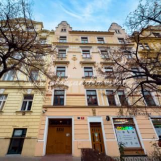 Prodej garáže 69 m² Praha Vršovice, 28. pluku