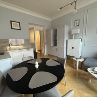 Pronájem bytu 2+kk 60 m² Praha