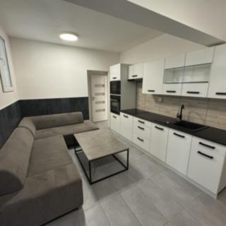 Pronájem bytu 3+kk 51 m² Praha