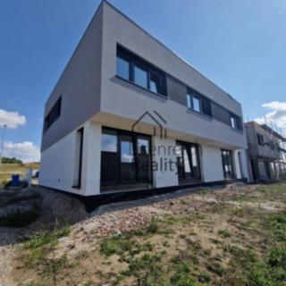 Prodej bytu 3+kk 94 m² Hradec Králové