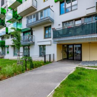 Pronájem bytu 1+kk a garsoniéry 34 m² Praha Vršovice, Altajská