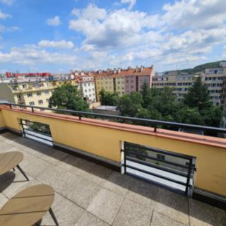 Pronájem bytu 2+kk 35 m² Praha