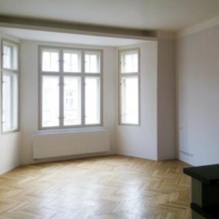 Pronájem bytu 3+kk 108 m² Hradec Králové