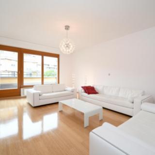 Pronájem bytu 4+kk 132 m² Praha