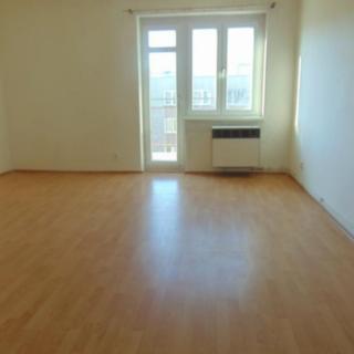 Pronájem bytu 1+kk a garsoniéry 43 m² Praha Nusle, Kloboučnická