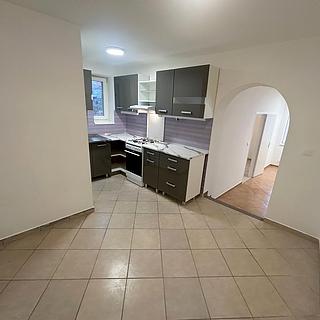 Pronájem bytu 3+1 65 m² Praha