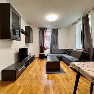 Pronájem bytu 2+kk 57 m² Praha