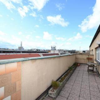 Pronájem bytu 3+kk 65 m² Praha