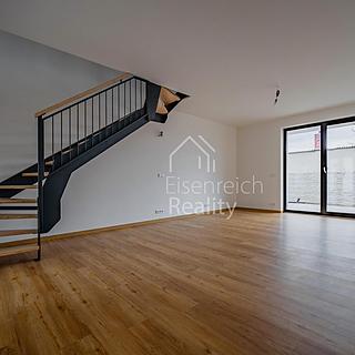 Prodej bytu 3+kk 84 m&sup2; Hradec Králové