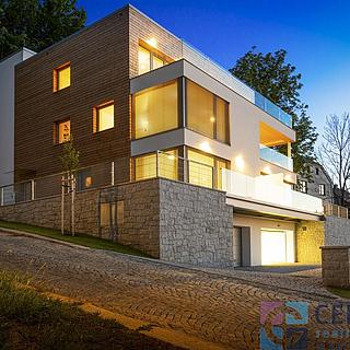 Prodej bytu 4+kk 119 m&sup2; Jablonec nad Nisou