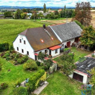 Prodej rodinného domu 220 m² Štoky