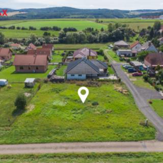 Prodej stavební parcely 983 m² Mlečice
