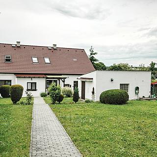 Prodej rodinného domu 179 m² Staňkov II, E. Krásnohorské