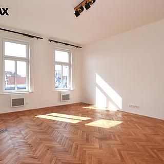Pronájem bytu 2+1 62 m² Plzeň Jižní Předměstí, Hálkova