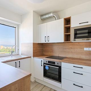 Pronájem bytu 3+kk 64 m&sup2; Plzeň