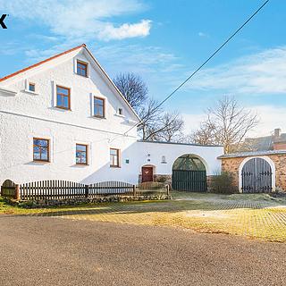 Prodej rodinného domu 300 m² Planá Zliv